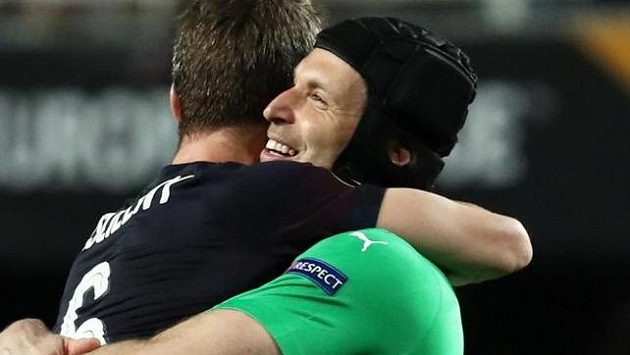 Petr Čech slaví postup do finále Evropské ligy Petr Čech slaví postup do finále Evropské ligy