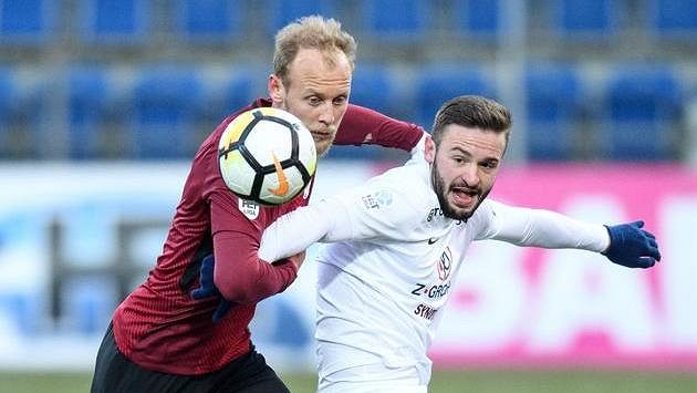 Semih Kaya ze Sparty a Tomáš Zajíc ze Slovácka. Semih Kaya ze Sparty a Tomáš Zajíc ze Slovácka.