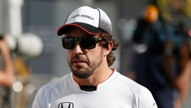 Pilot týmu McLaren Honda Fernando Alonso. Pilot týmu McLaren Honda Fernando Alonso.