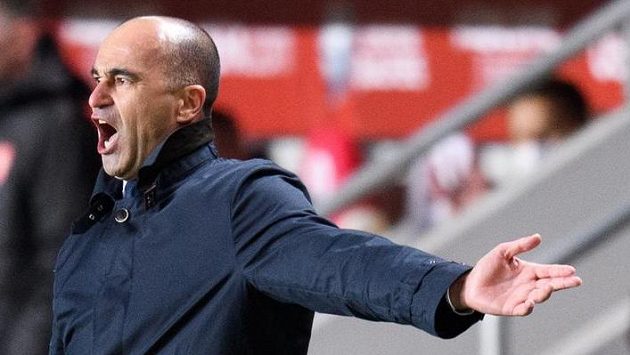 Trenér Roberto Martínez povede nadále reprezentaci Belgie. Trenér Roberto Martínez povede nadále reprezentaci Belgie.