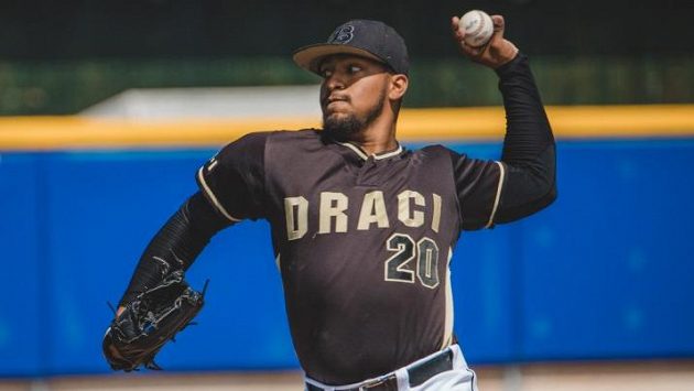 V akci Omar Hernandez z Draků Brno. V akci Omar Hernandez z Draků Brno.
