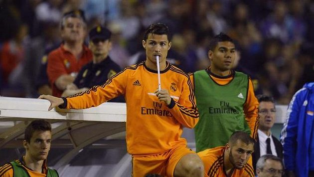 Cristiano Ronaldo při utkání s Valladolidem záhy musel ze hřiště. Cristiano Ronaldo při utkání s Valladolidem záhy musel ze hřiště.