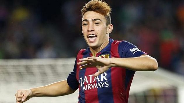 Barcelonský El Haddadi oslavuje gól proti Elche na Camp Nou. Barcelonský El Haddadi oslavuje gól proti Elche na Camp Nou.