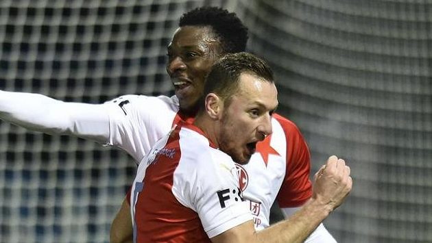 Zleva Ibrahim Traoré a Vladimír Coufal ze Slavie se radují z gólu proti Liberci Zleva Ibrahim Traoré a Vladimír Coufal ze Slavie se radují z gólu proti Liberci