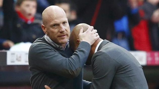 Sportovní ředitel Bayernu Matthias Sammer (vlevo) a trenér Pep Guardiola. Sportovní ředitel Bayernu Matthias Sammer (vlevo) a trenér Pep Guardiola.