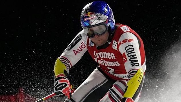 Alexis Pinturault vyhrál paralelní obří slalom SP Alexis Pinturault vyhrál paralelní obří slalom SP