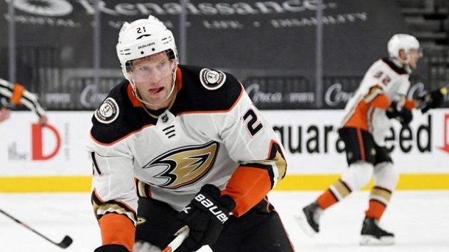 David Backes ještě v dresu Anaheimu. David Backes ještě v dresu Anaheimu.