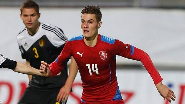 Patrik Schick (vpravo) v dresu reprezentace do 21 let. Patrik Schick (vpravo) v dresu reprezentace do 21 let.