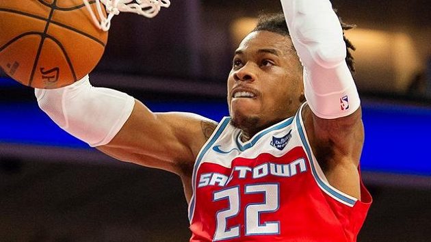 Basketbalista Sacramenta Richaun Holmes Basketbalista Sacramenta Richaun Holmes