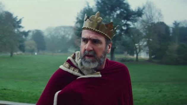Eric Cantona se po fotbalové kariéře věnuje herectví. Vratí se teď do Manchesteru United? Eric Cantona se po fotbalové kariéře věnuje herectví. Vratí se teď do Manchesteru United?