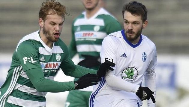 Zleva Matěj Pulkrab z Bohemians a Milan Jirásek z Boleslavi. Zleva Matěj Pulkrab z Bohemians a Milan Jirásek z Boleslavi.