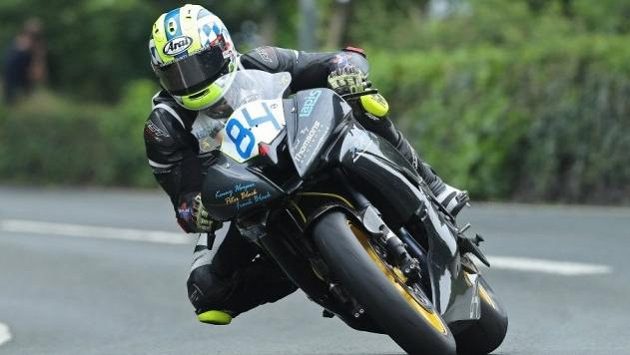Adam Lyon nepřežil nehodu na letošní Tourist Trophy Adam Lyon nepřežil nehodu na letošní Tourist Trophy
