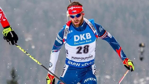 Michal Šlesingr během závodu s hromadným startem v Rupholdingu. Michal Šlesingr během závodu s hromadným startem v Rupholdingu.