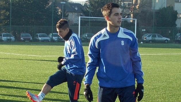 Záložník Martin Pospíšil (vpravo) posílí Jablonec. Záložník Martin Pospíšil (vpravo) posílí Jablonec.