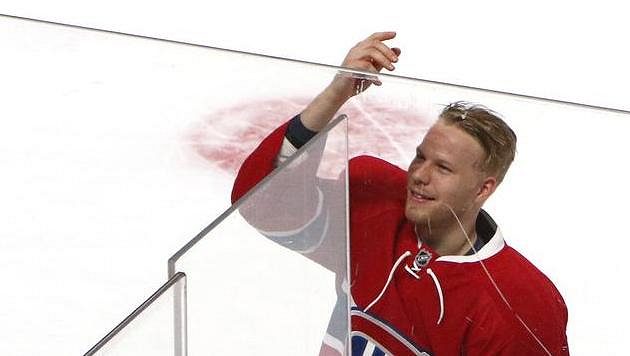 Montrealský Lars Eller (81) po utkání s Tampou. Montrealský Lars Eller (81) po utkání s Tampou.