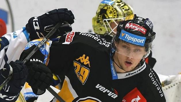 Litvínovský hokejista Tomáš Pavelka. Litvínovský hokejista Tomáš Pavelka.