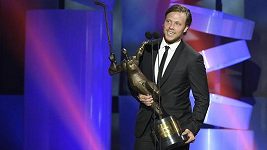 David Pastrňák obhájil vítězství v anketě Zlatá hokejka David Pastrňák obhájil vítězství v anketě Zlatá hokejka