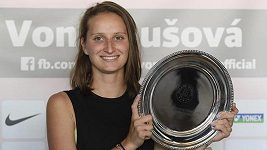 Markéta Vondroušová zatím svůj úspěch na Roland Garros nestihla oslavit. Markéta Vondroušová zatím svůj úspěch na Roland Garros nestihla oslavit.