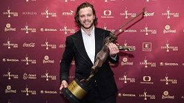 David Pastrňák vyhrál počtvrté Zlatou hokejku. Bude to na h..., řekl pak o dohrávání NHL. David Pastrňák vyhrál počtvrté Zlatou hokejku. Bude to na h..., řekl pak o dohrávání NHL.