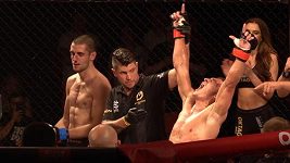 Demolice a K.O. Tadeáš Růžička nasadil tempo a soupeř byl bez šance Demolice a K.O. Tadeáš Růžička nasadil tempo a soupeř byl bez šance